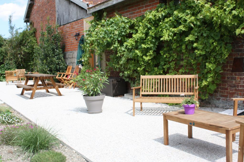 Bed and Breakfast Au Passage des Grues Drosnay Exterior foto