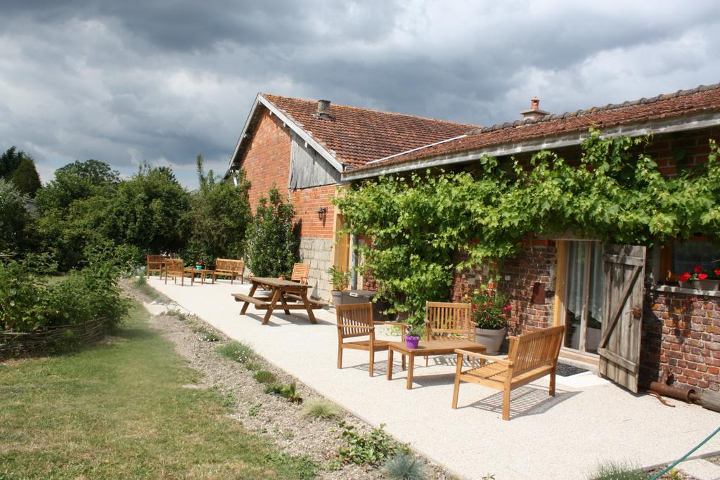 Bed and Breakfast Au Passage des Grues Drosnay Zimmer foto